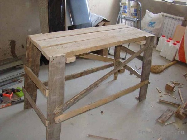 Как правильно клеить обои: схемы, расчет количества рулонов, инструкции и советы